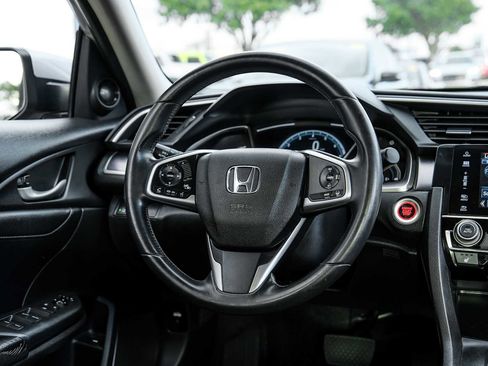 Used 2017 Honda Civic Touring image 17