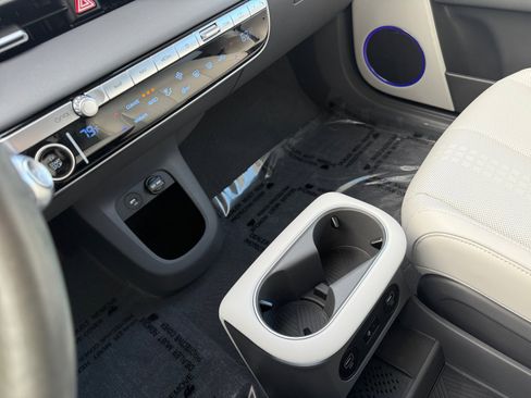 Used 2023 Hyundai Ioniq 5 Limited image 13