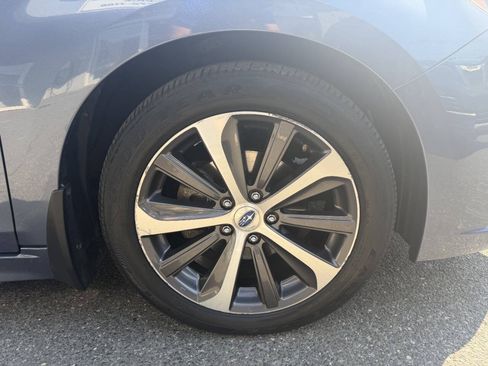 Used 2015 Subaru Legacy 2.5i Limited AWD/4WD image 13