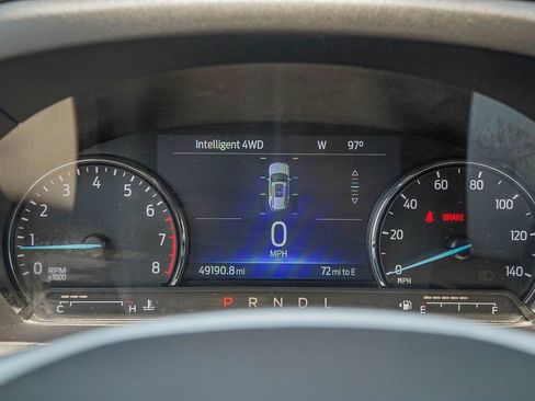 Used 2023 Ford Explorer XLT w/ Equipment Group 202A image 20