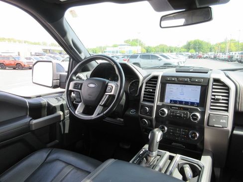 Used 2020 Ford F150 Platinum w/ Equipment Group 701A Luxury AWD/4WD image 29