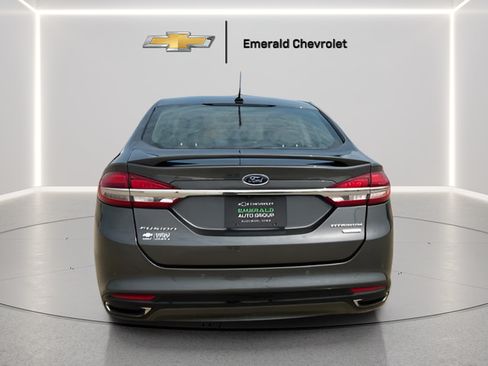 Used 2017 Ford Fusion Titanium FWD image 5