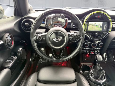 Used 2017 MINI Cooper S image 8
