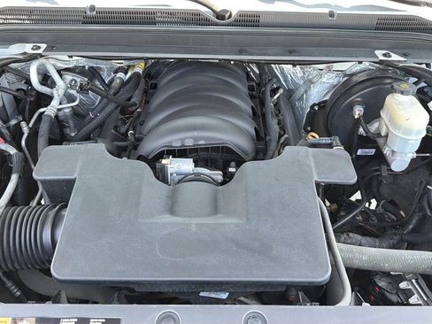 Used 2016 Chevrolet Tahoe LTZ AWD/4WD image 32