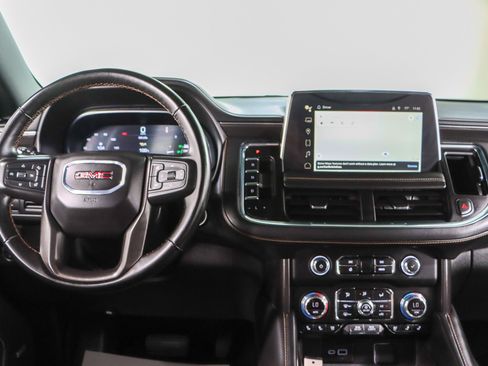 Used 2024 GMC Yukon AT4 AWD/4WD image 18
