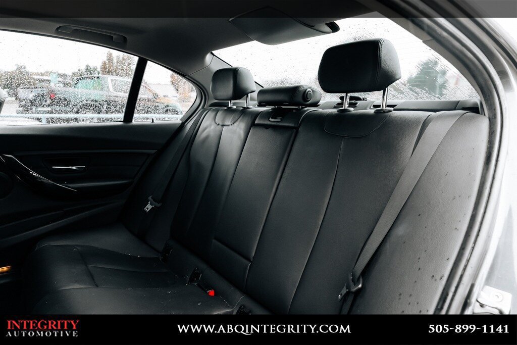 Used 2013 BMW 328i xDrive Sedan AWD/4WD image 39