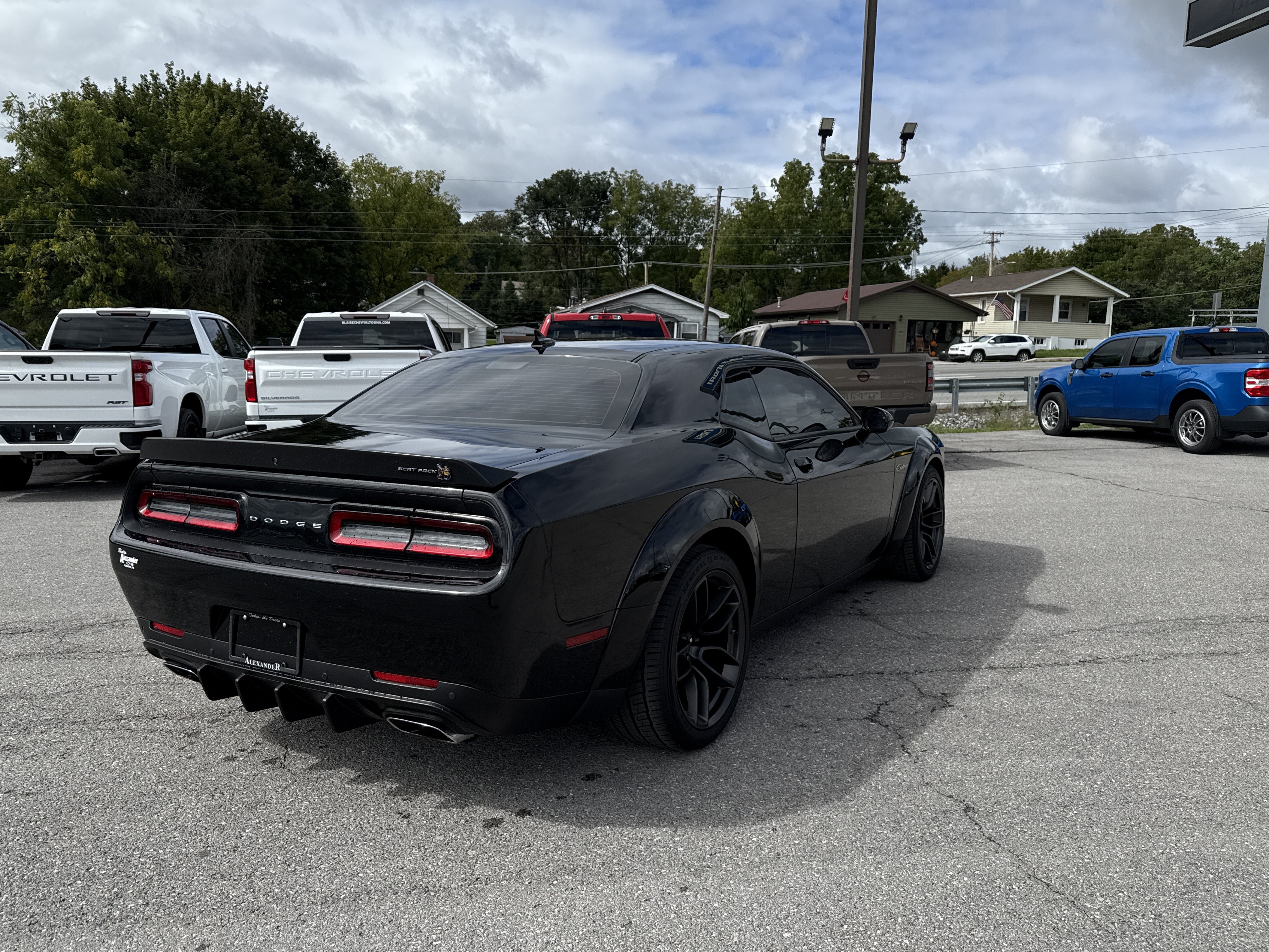 Used 2022 Dodge Challenger R/T Scat Pack RWD image 3