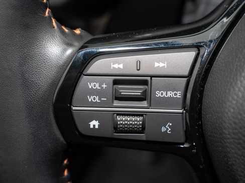 Certified 2025 Honda HR-V Sport image 31