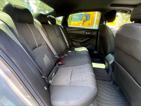 Used 2024 Honda Accord Sport image 28