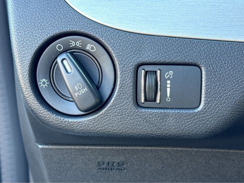 Used 2015 Dodge Grand Caravan SXT w/ Blacktop Package image 16