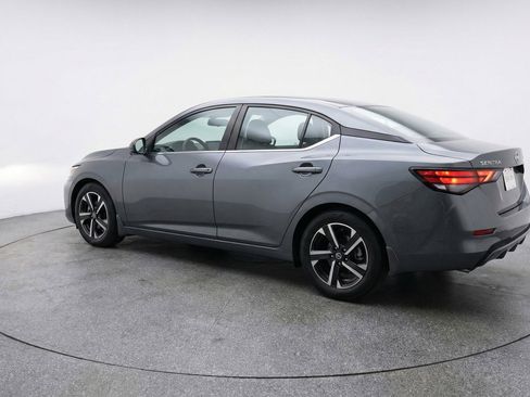 Used 2025 Nissan Sentra SV image 6