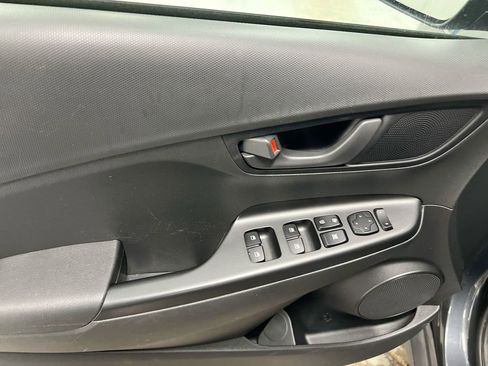 Used 2018 Hyundai Kona SEL image 20