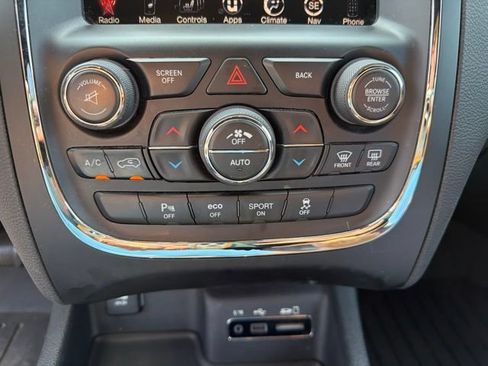 Used 2016 Dodge Durango R/T w/ Blacktop Package RWD image 27