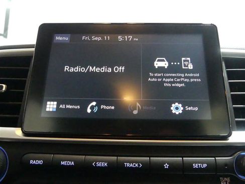 Used 2022 Hyundai Venue SEL FWD image 39
