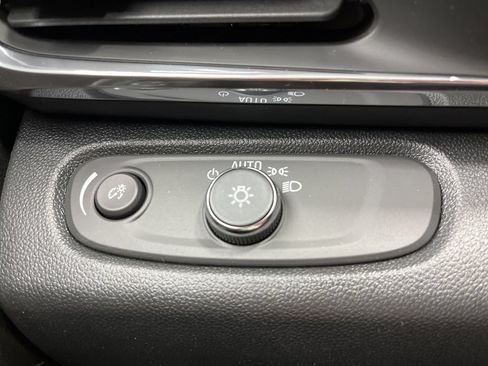 New 2026 Buick Envista Sport Touring w/ Convenience I Package FWD image 10