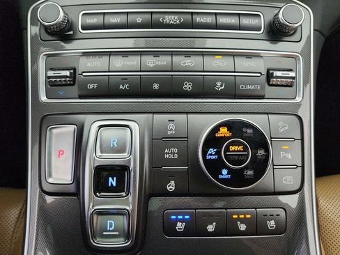 Used 2022 Hyundai Santa Fe Calligraphy AWD/4WD image 18