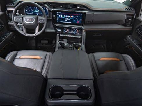Used 2025 GMC Sierra 1500 AT4 AWD/4WD image 2
