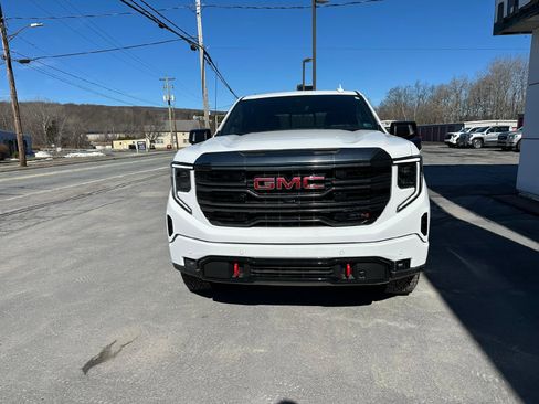 Certified 2023 GMC Sierra 1500 AT4 w/ AT4 Premium Package image 2