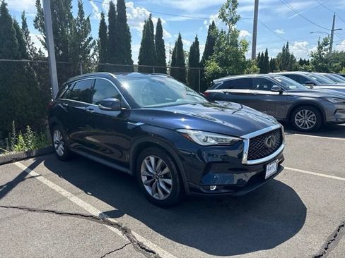 Used 2020 INFINITI QX50 Luxe AWD/4WD image 2