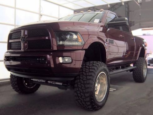 Used 2017 RAM 2500 Laramie w/ Sport Appearance Group AWD/4WD image 3