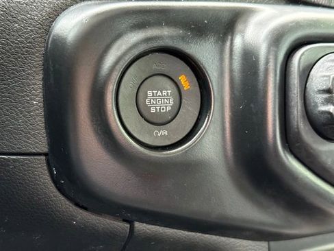 Certified 2023 Jeep Wrangler Unlimited Sahara w/ Cold Weather Group AWD/4WD image 18