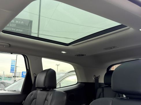 Used 2023 Kia Telluride SX image 25