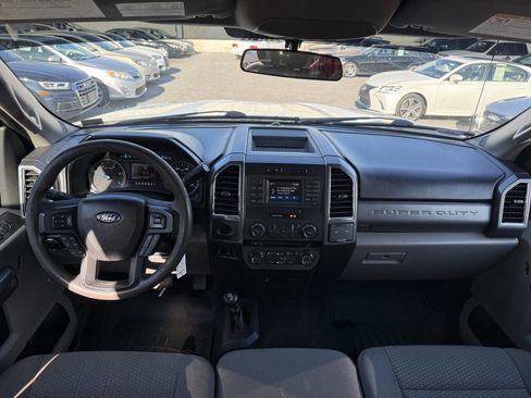 Used 2017 Ford F250 XLT image 8