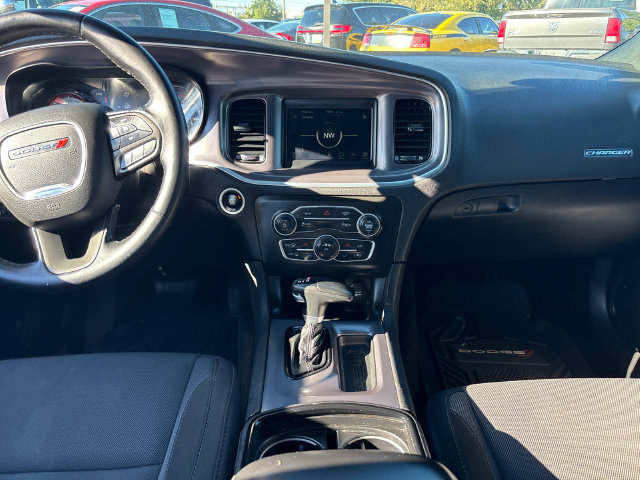 Used 2021 Dodge Charger SXT w/ Blacktop Package RWD image 10