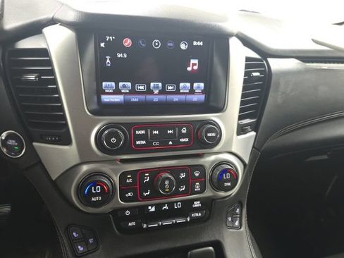 Used 2016 GMC Yukon XL SLT w/ Open Road Package AWD/4WD image 25