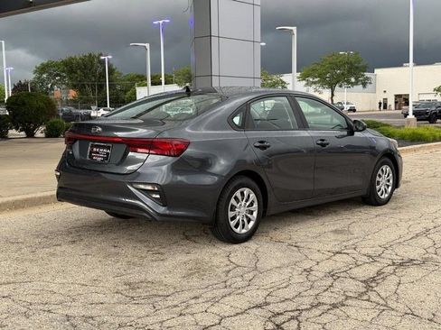 Used 2020 Kia Forte Sedan FWD image 3