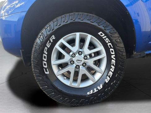 Used 2014 Nissan Frontier SV AWD/4WD image 26