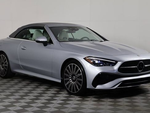 Used 2026 Mercedes-Benz CLE 300 4MATIC Cabriolet image 3
