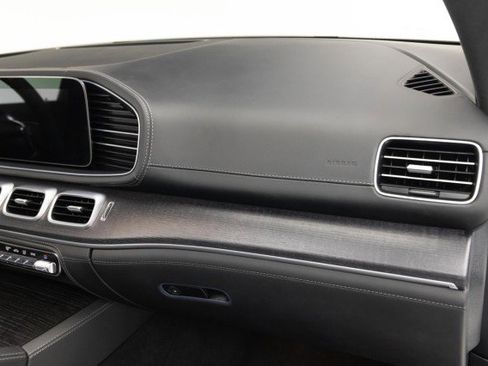 Used 2023 Mercedes-Benz GLS 63 AMG 4MATIC image 30