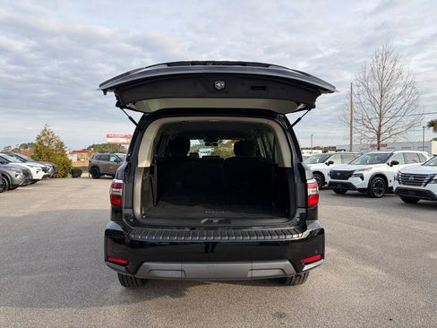 Certified 2023 Nissan Armada S image 6