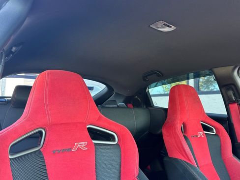 Used 2021 Honda Civic Type R image 18