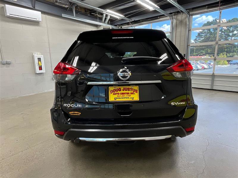 Used 2020 Nissan Rogue SV AWD/4WD image 4