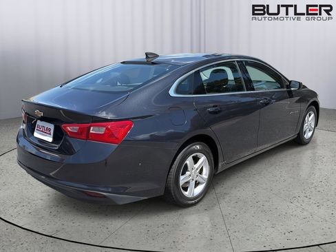 Used 2022 Chevrolet Malibu LS FWD image 6