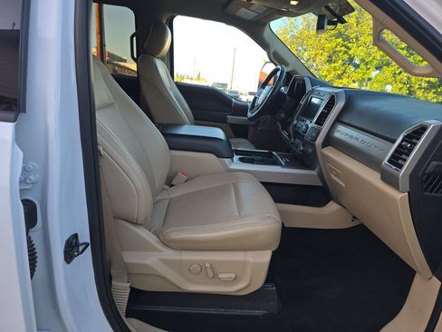 Used 2018 Ford F250 Lariat image 8