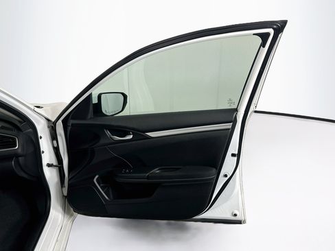Used 2020 Honda Civic LX image 30