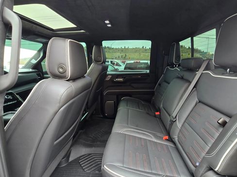 Used 2024 GMC Sierra 2500 AT4X w/ AT4X AEV Edition image 10