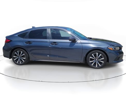 Certified 2024 Honda Civic EX-L image 3