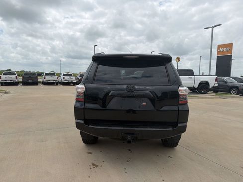 Used 2024 Toyota 4Runner SR5 image 4