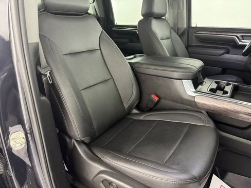 Used 2024 Chevrolet Silverado 2500 LTZ w/ LTZ Premium Package AWD/4WD image 34