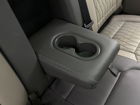 Used 2026 Ford F450 Platinum w/ Platinum Plus Package image 44