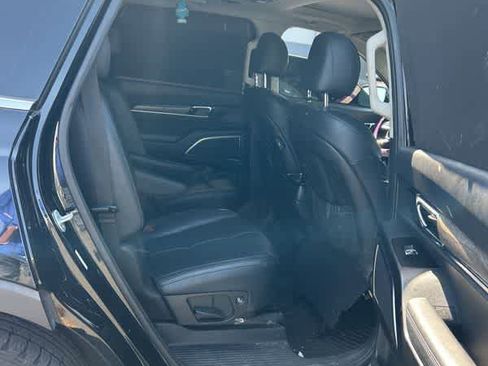 Used 2020 Kia Telluride SX image 15