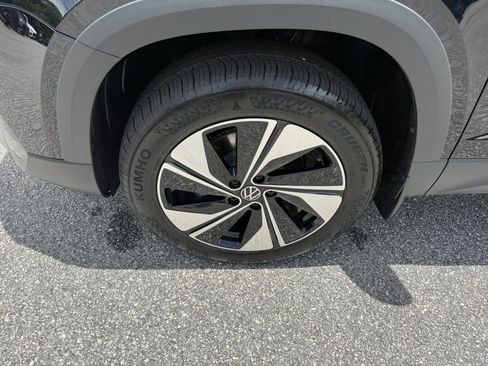 New 2026 Volkswagen Taos SE AWD/4WD image 27