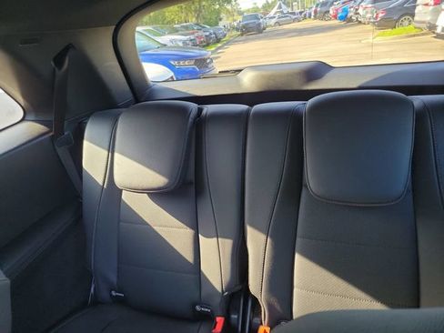 Used 2025 Mercedes-Benz GLS 450 4MATIC image 16