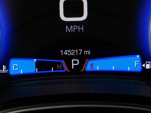 Used 2019 Chrysler 300 Touring w/ Chrome Appearance Package RWD image 17