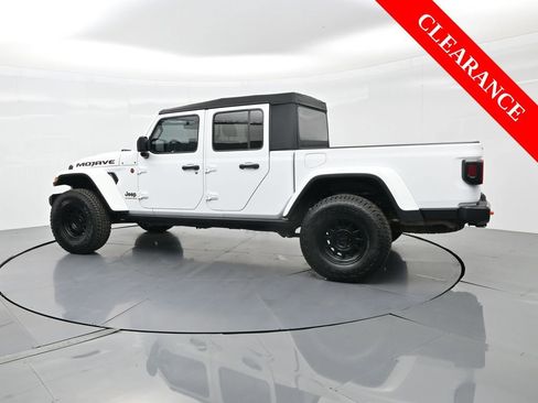 Used 2023 Jeep Gladiator Mojave w/ Trailer Tow Package image 9