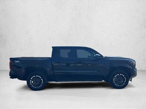 Used 2024 Toyota Tacoma TRD Sport image 4